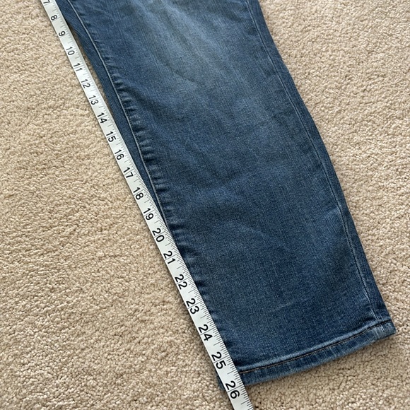 Good American Distressed Blue Denim “Good Legs Crop” Cropped Jeans Size 22 - Picture 3 of 6